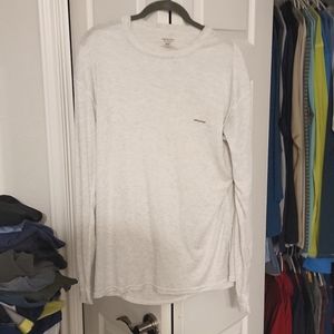Patagonia Men's XXL Light Gray Capilene Longsleeve Shirt with Logo on Chest